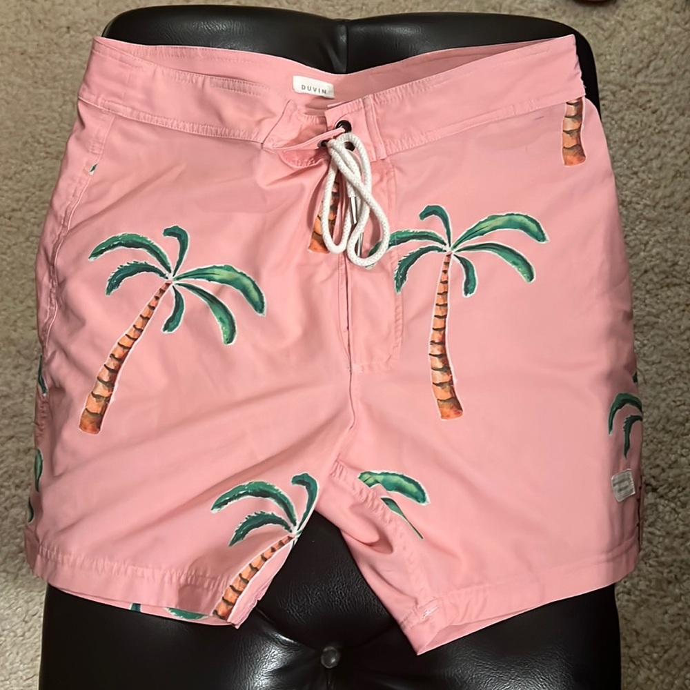 Duvin size S mens swim trunks